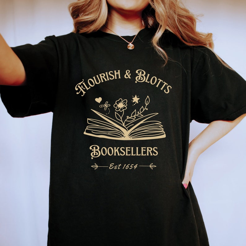 Flourish Blotts Magic Wizard T-shirt